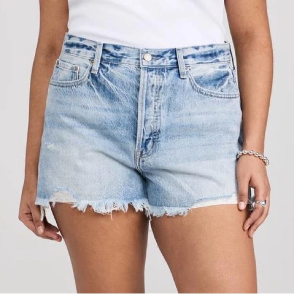 American Eagle Comfort Stretch Waistband Light Denim Mom Shorts size 6